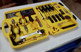 厂家直销39件套盒装电讯组合电工工具箱 专业工具礼品，提升电工工作效率